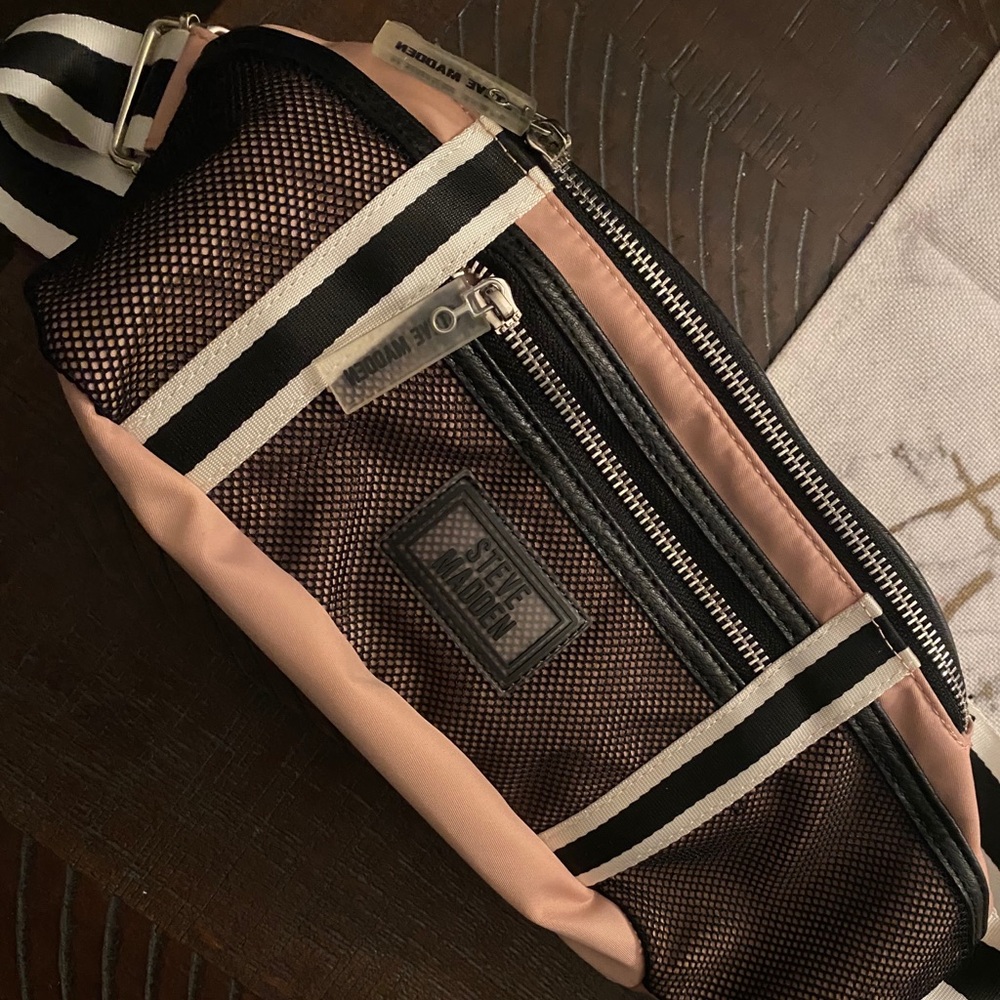 STEVE MADDEN Fanny pack
